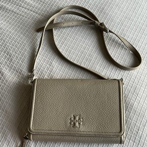 Tory Burch wallet on chain bag